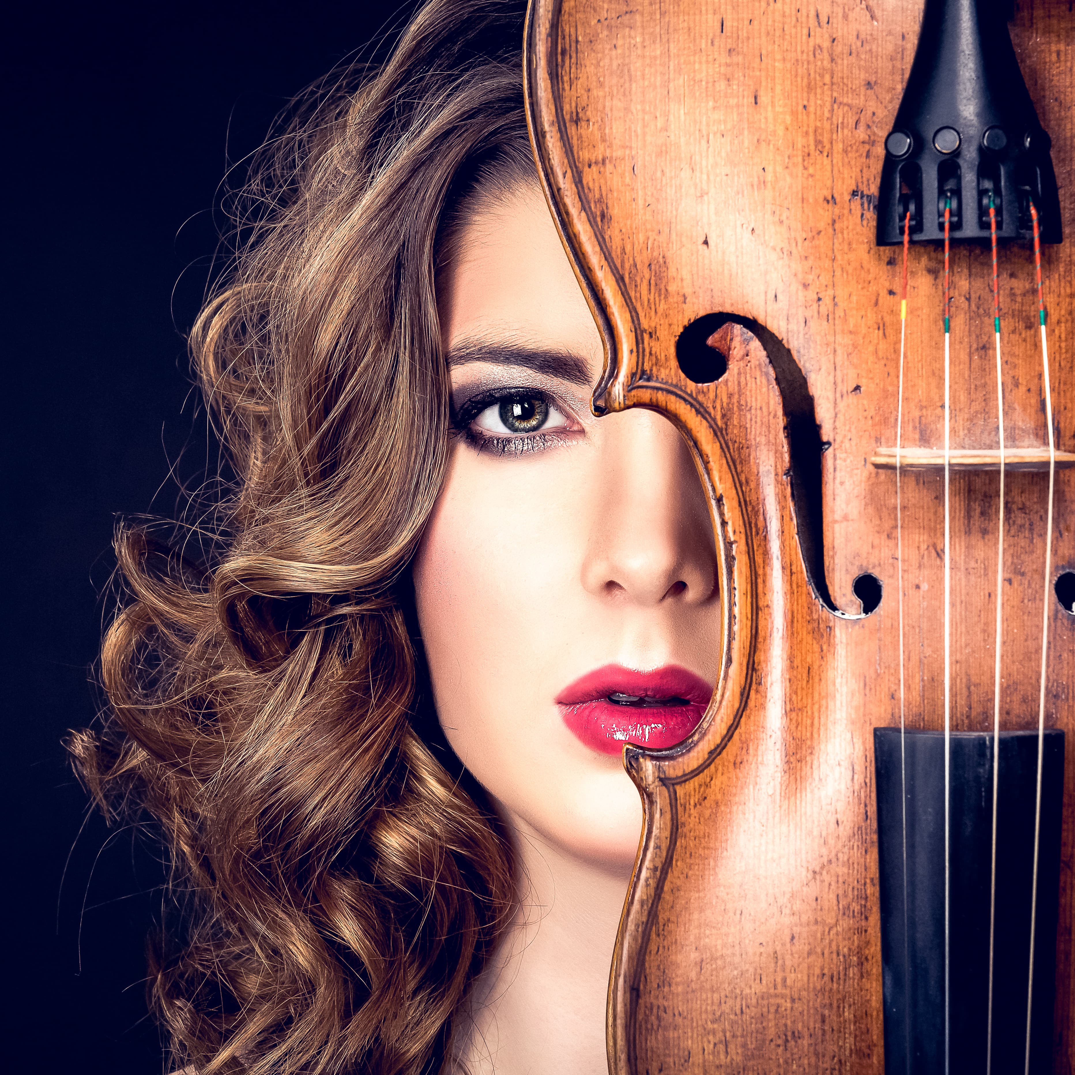 Professional hair and makeup at Fotkaplus Photography Edinburgh