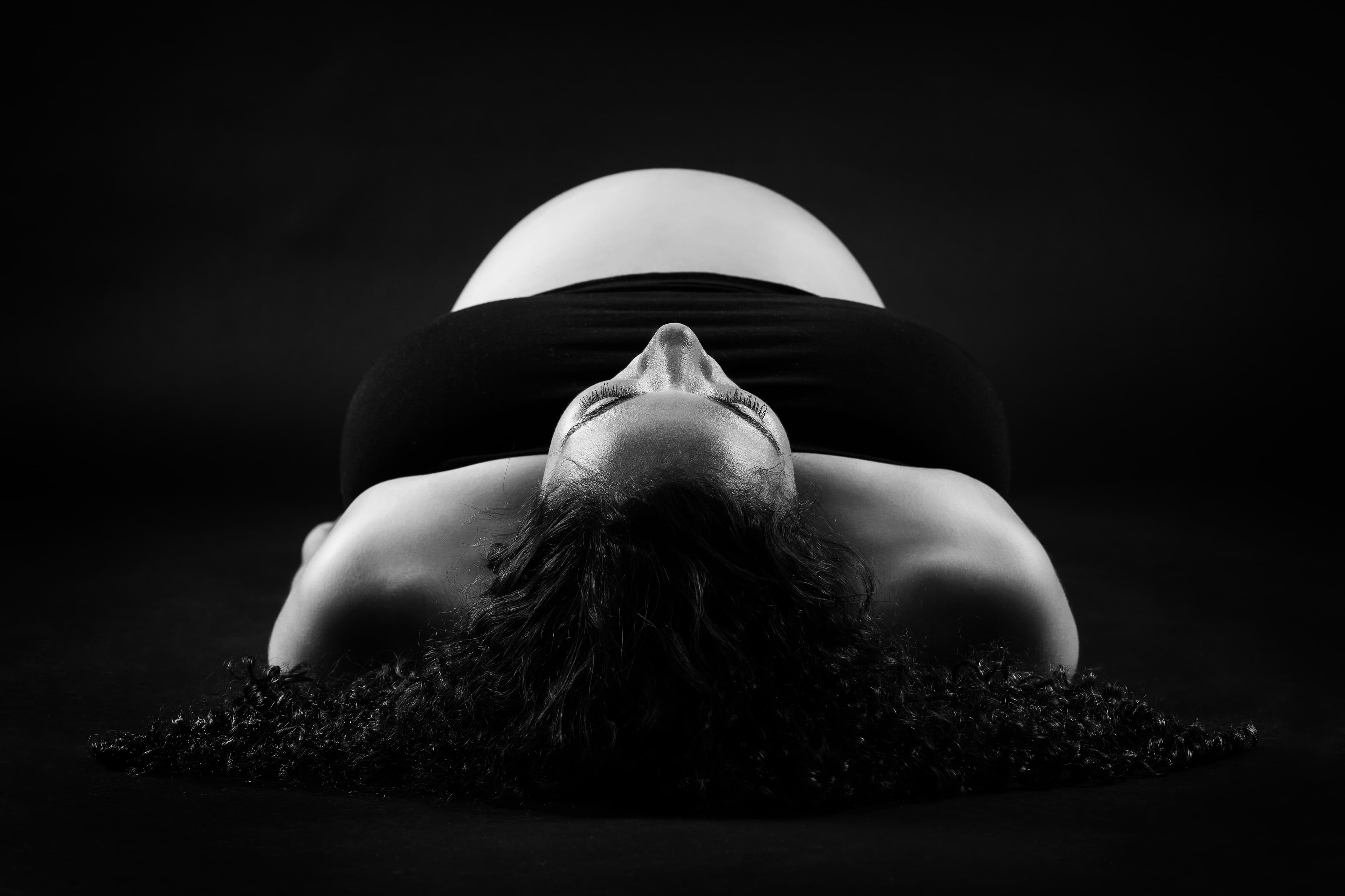 Black and white artistic maternity silhouette Edinburgh