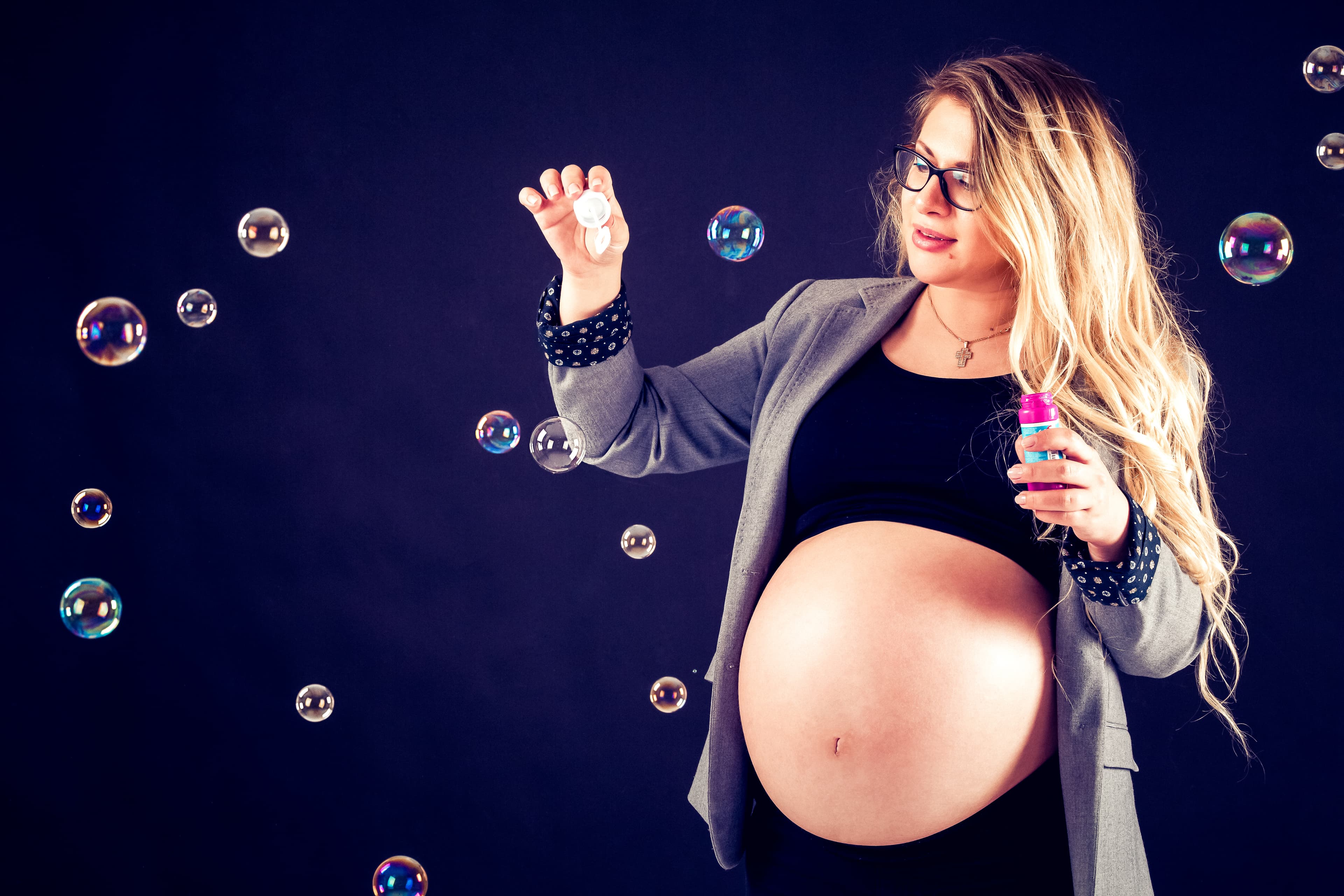 Maternity portrait with soap bubbles creative Edinburgh studio
